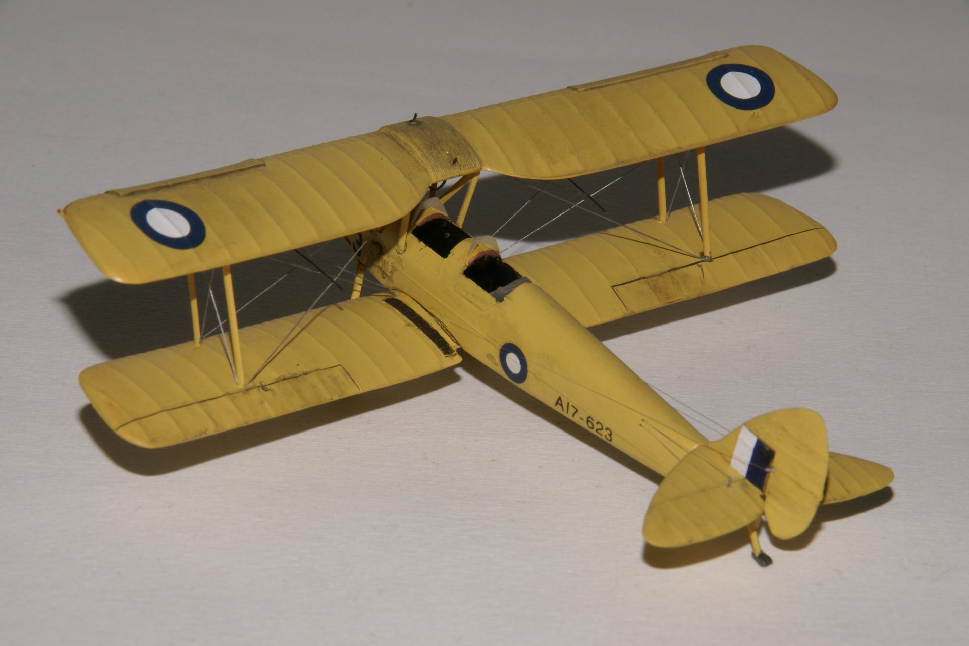 De havilland 82 tiger moth 2