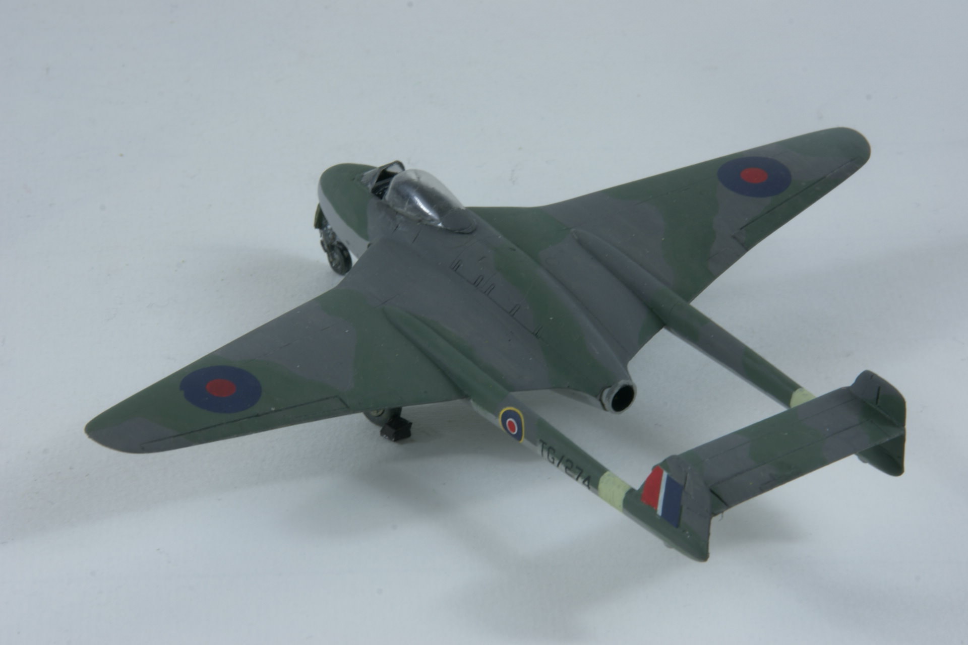De havilland dh 100 vampire f 1 1