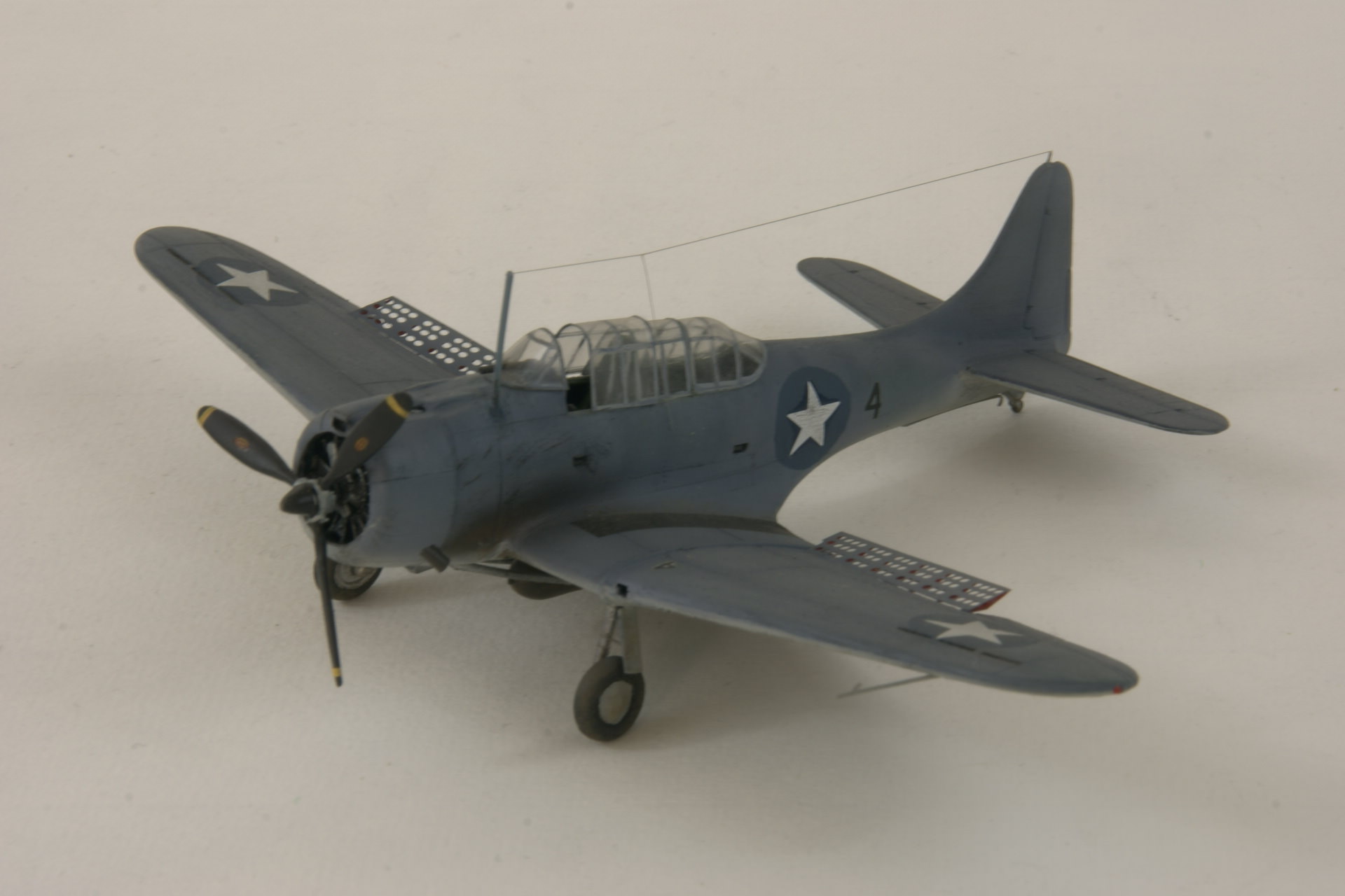 Douglas sbd 3 dauntless 1 2