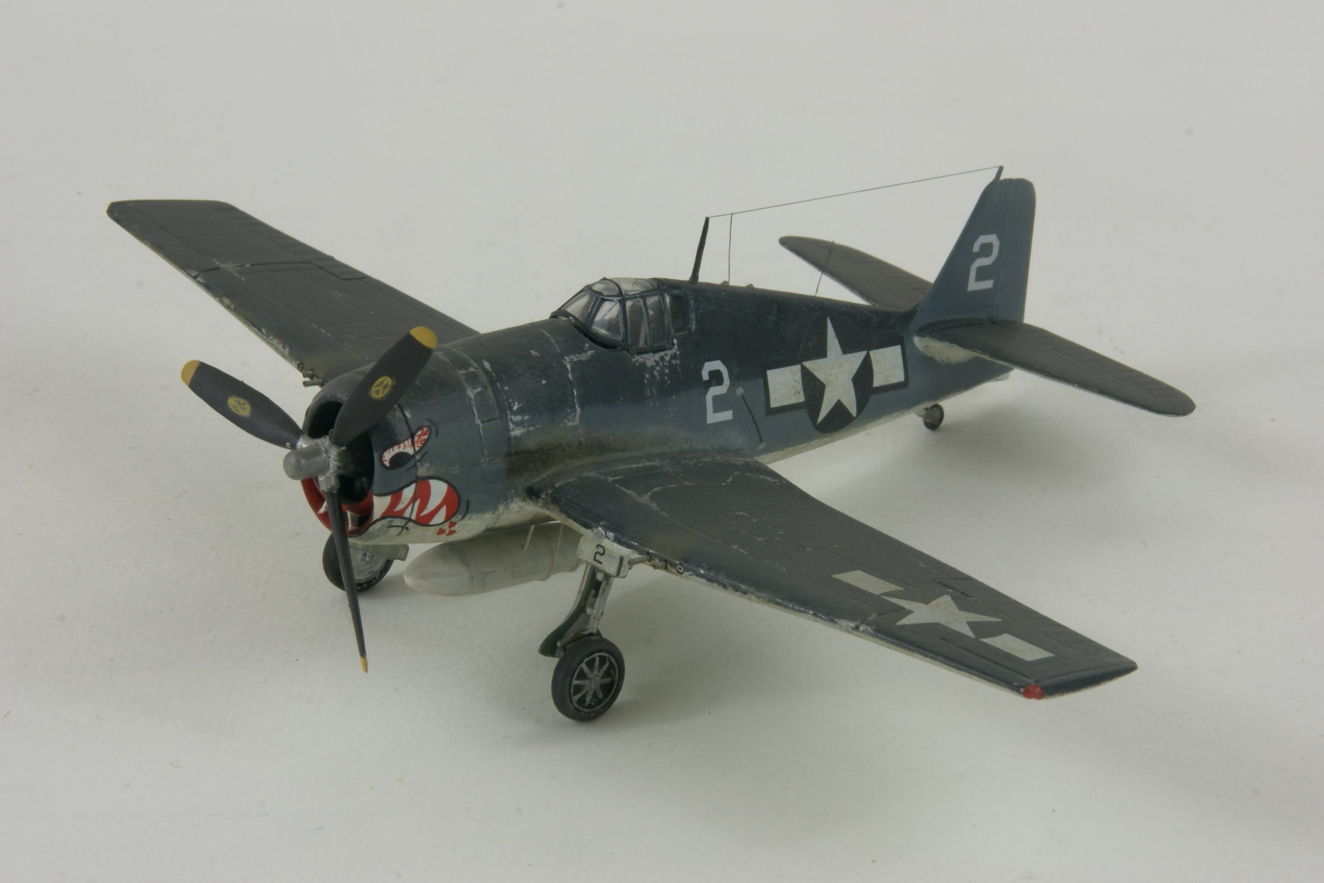 Grumman f6f 3 hellcat 1 2