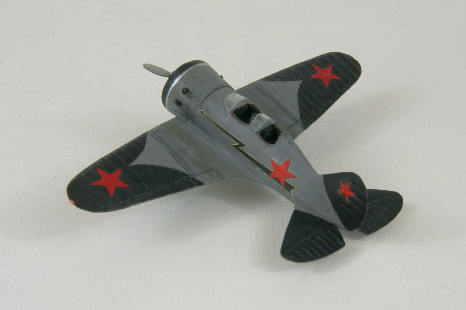 Polikarpov i 16 uti 4 2