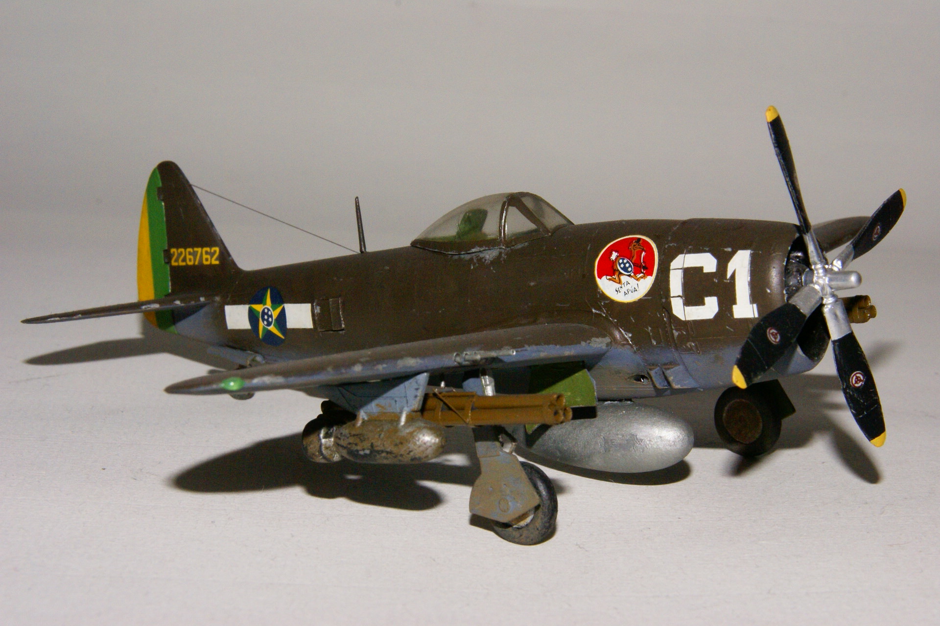 Republic p 47d thunderbolt 4