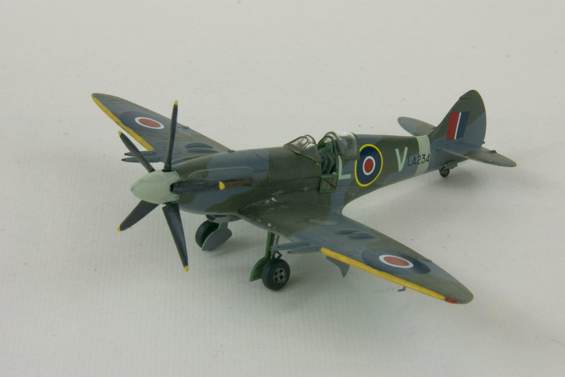 Supermarine spitfire 21