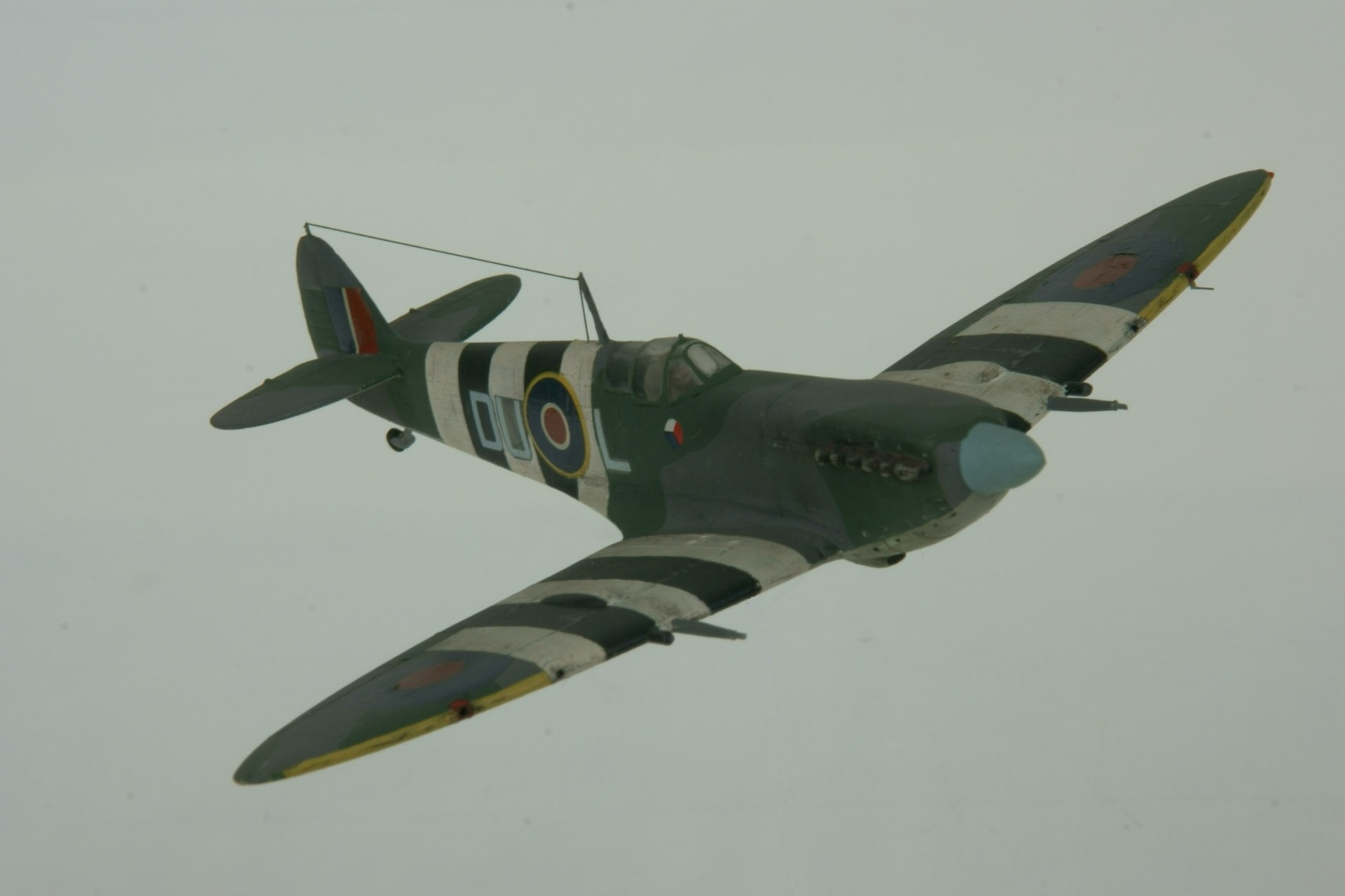 Supermarine spitfire lf ixc 4 1